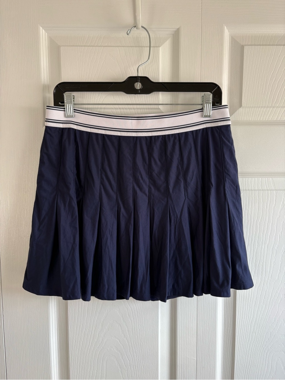 Vineyard Vines Navy Pleated Skater Skirt with White Striped Waistband